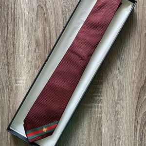 Authentic Gucci Designer Tie (2016)